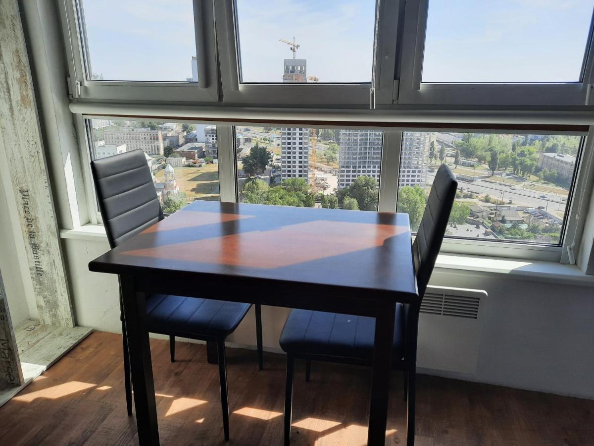 Sky Apartment Virmenska Kiev Extérieur photo
