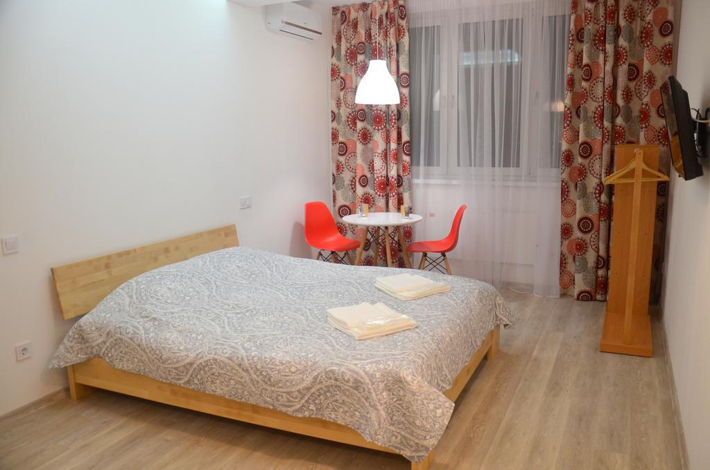 Sky Apartment Virmenska Kiev Extérieur photo